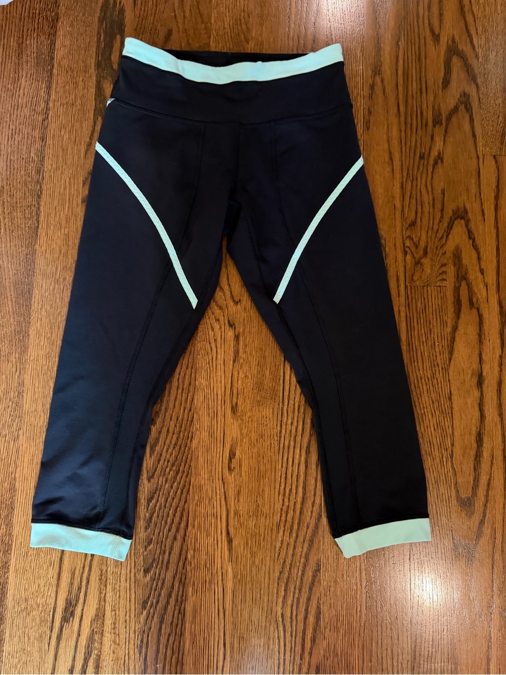 lululemon athletica Black Capri Leggings with Mint Accents